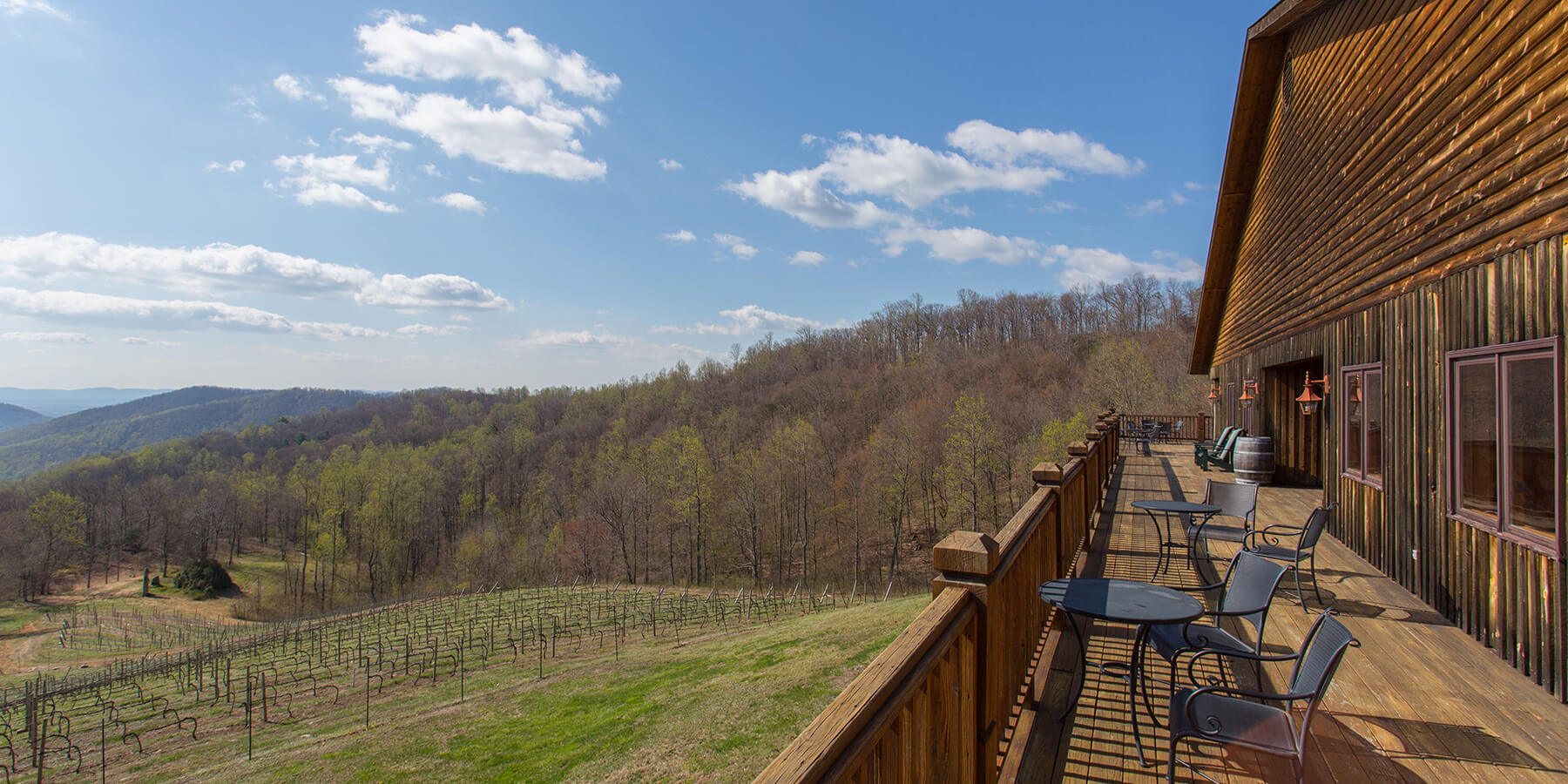 Stone-Mtn-Winery-Deck